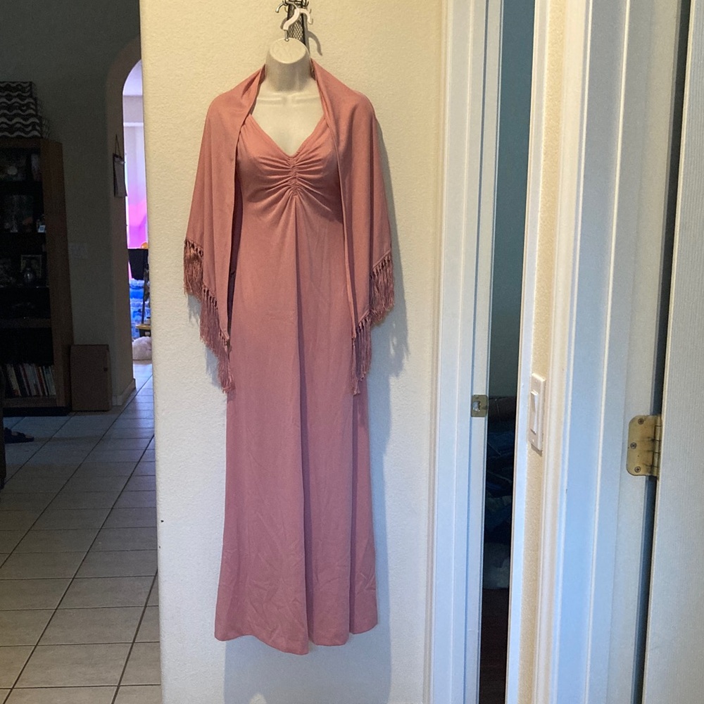 Elegant Pink Maxi Dress with Shawl
